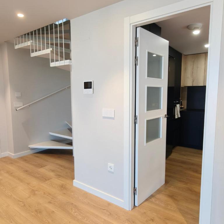 El Ático de Cosuenda by Alogest - Three-Bedroom Apartment with View - 11