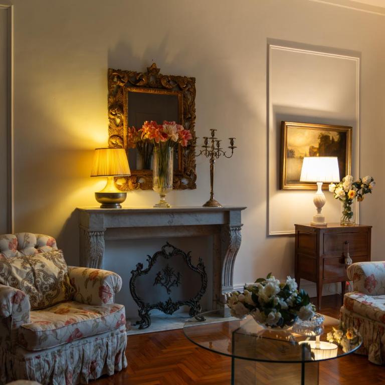 Derah Ari- Via Carlo Poerio,98 - Appartamento Premium con 3 Camere da Letto - 1