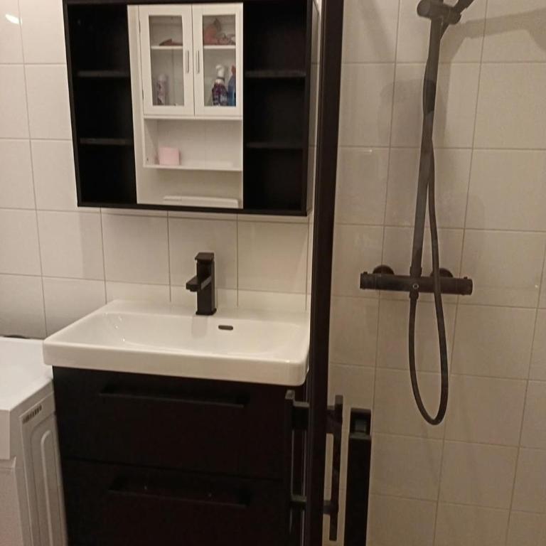 RÉSID'AZUR APPARTEMENT T2-PMR- Piscine privée - Appartement - Vue sur Piscine - 33