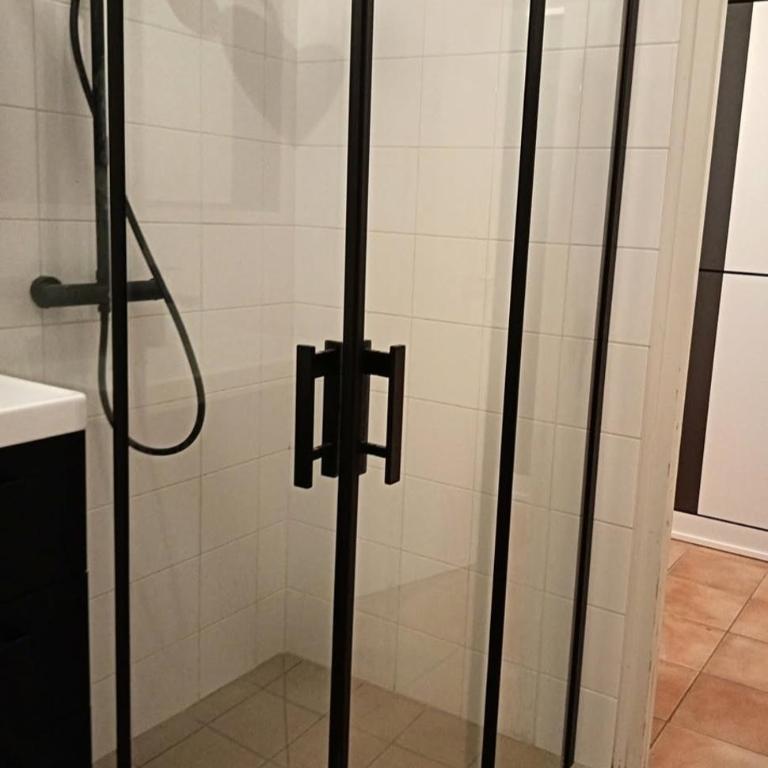RÉSID'AZUR APPARTEMENT T2-PMR- Piscine privée - Appartement - Vue sur Piscine - 34