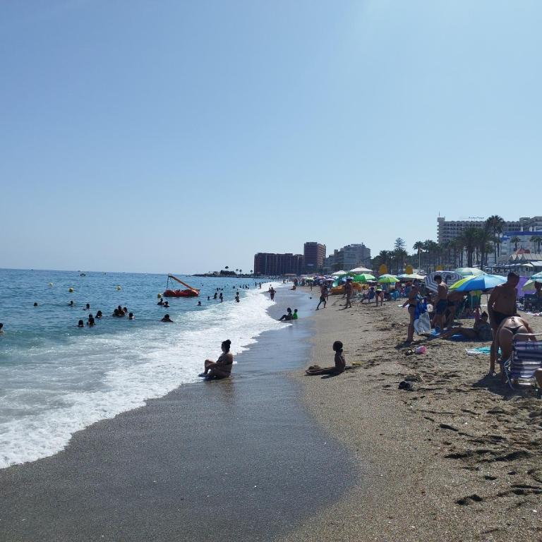 Precioso apartamento Benalmádena costa - Two-Room Apartment - 13