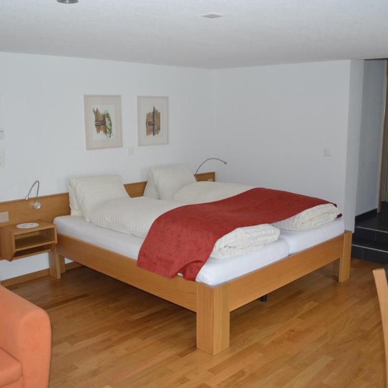 Hotel Grimsel - Superior Doppelzimmer mit Balkon - 10