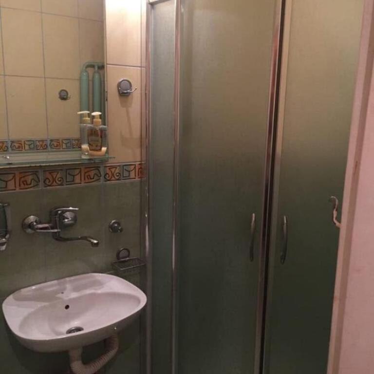 Neda1 - One-Bedroom Apartment - 8