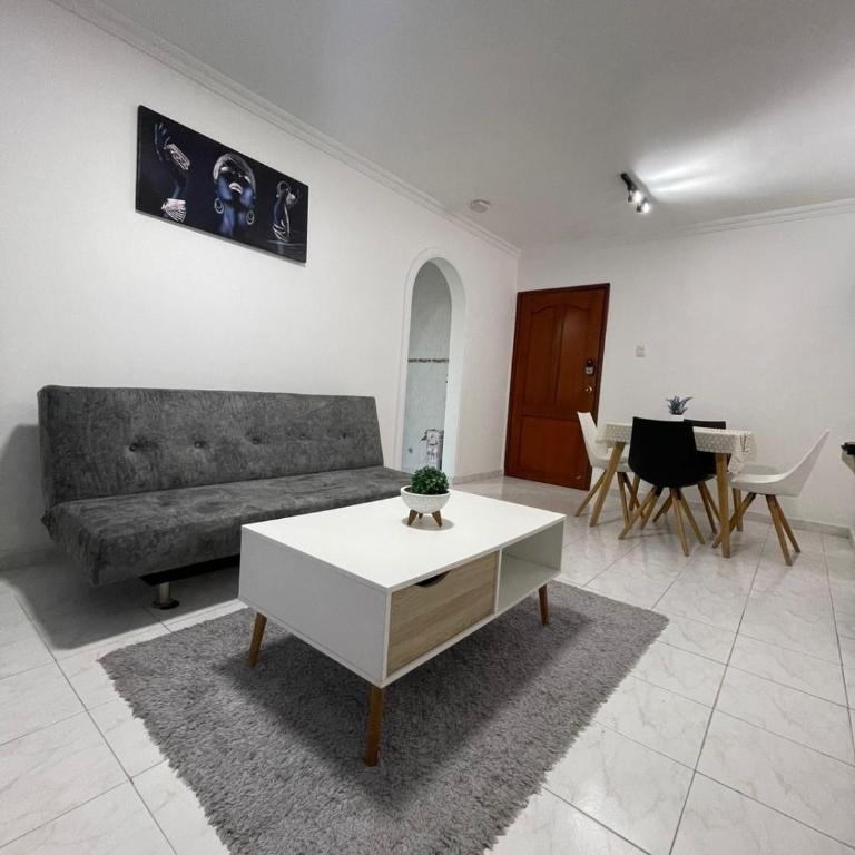 Apartaestudio Amoblado - Apartamento de 1 dormitorio - 3