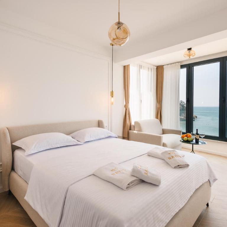 Hotel Navis - Deluks Dvokrevetna Soba sa Bračnim Krevetom i Pogledom na More - 1