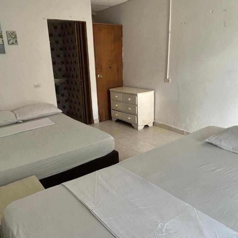 AnaMaria - Habitación Triple - 1