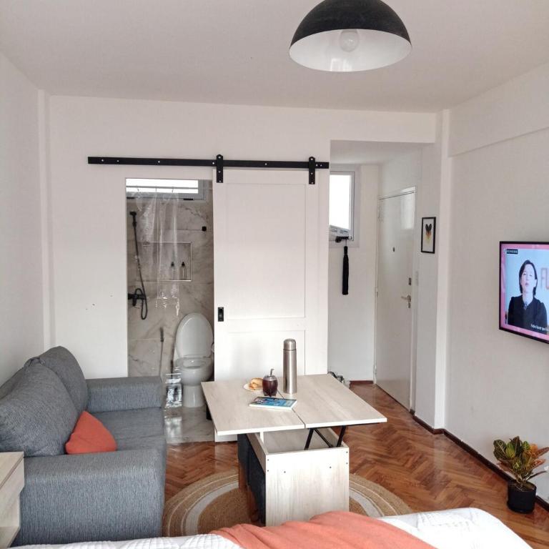 Luminoso Estudio Confort - Apartamento Estudio con cama grande - 2
