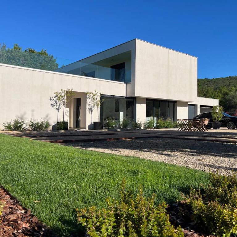 La Villa Blanche - Villa - 18
