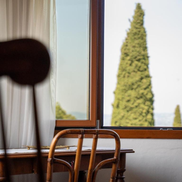 Villa Paradiso - Camera Matrimoniale/Doppia con Letti Singoli con Vista Lago. - 9