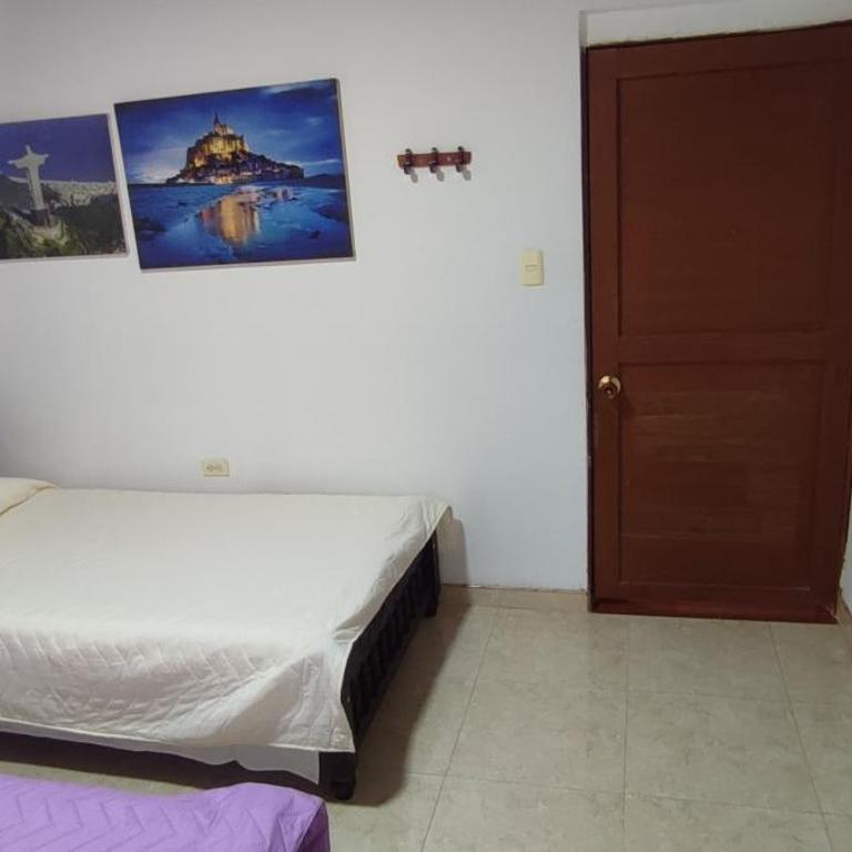 Agradable casa con parqueadero, en Rivera Huila. - Two-Bedroom House - 54