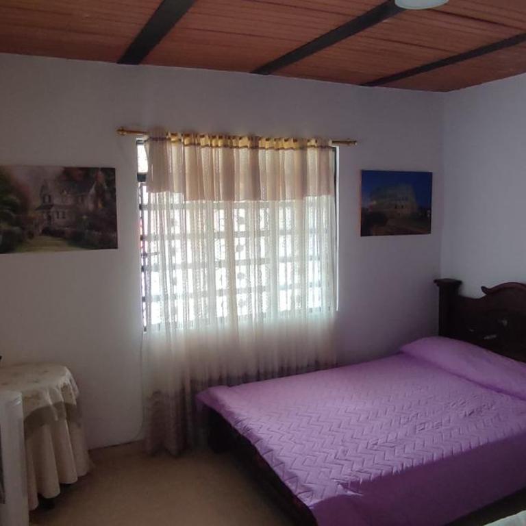 Agradable casa con parqueadero, en Rivera Huila. - Two-Bedroom House - 58