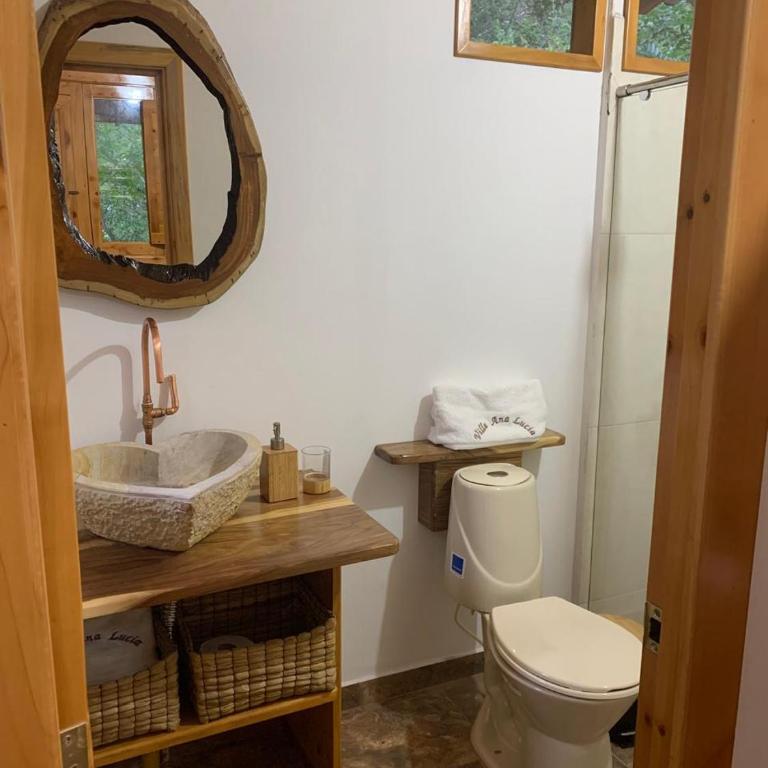 Ana Lucia-Casa del arbol - Habitación Doble con baño privado - 2 camas - 13