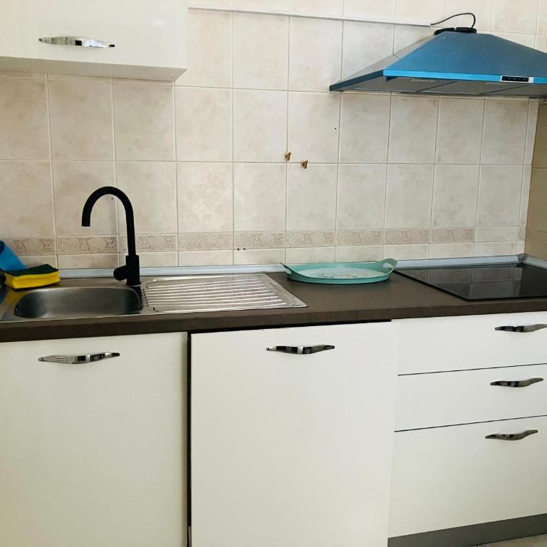 Lovely Garden Executive 100m2 Apartment - Business & Long Stay Novi Sad - Apartman sa 3 Spavaće Sobe - 18