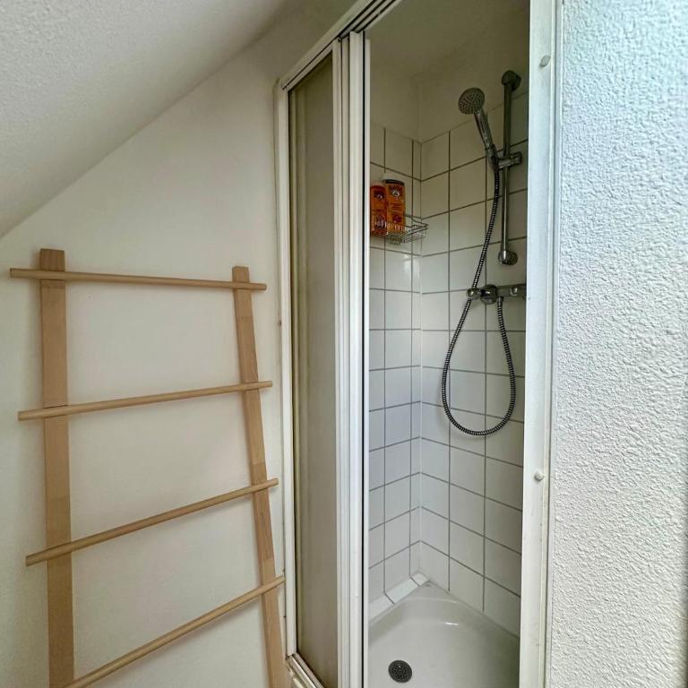 Loft vintage - spacieux 155 m2 - 4 chambres - Parking, Netflix, Wifi Fibre - Apartment - 49