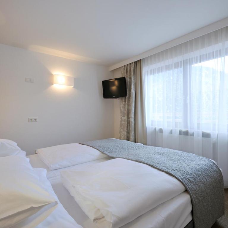 Hotel Ritzlerhof - Panorama und Spa - Junior Suite - Rosskoepfe - 3