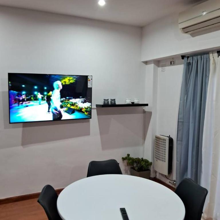 Alojamiento Saavedra con balcón, 1 cama 1p - Two-Bedroom Apartment - 2