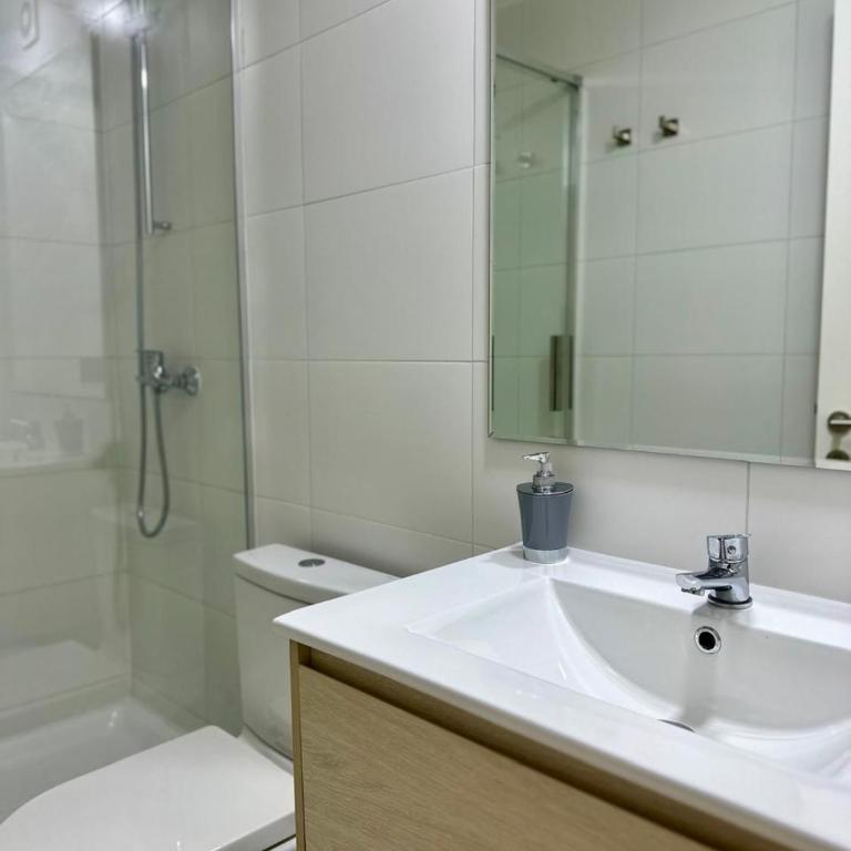 Armonioso y Central dpto - Apartamento de 2 dormitorios - 3