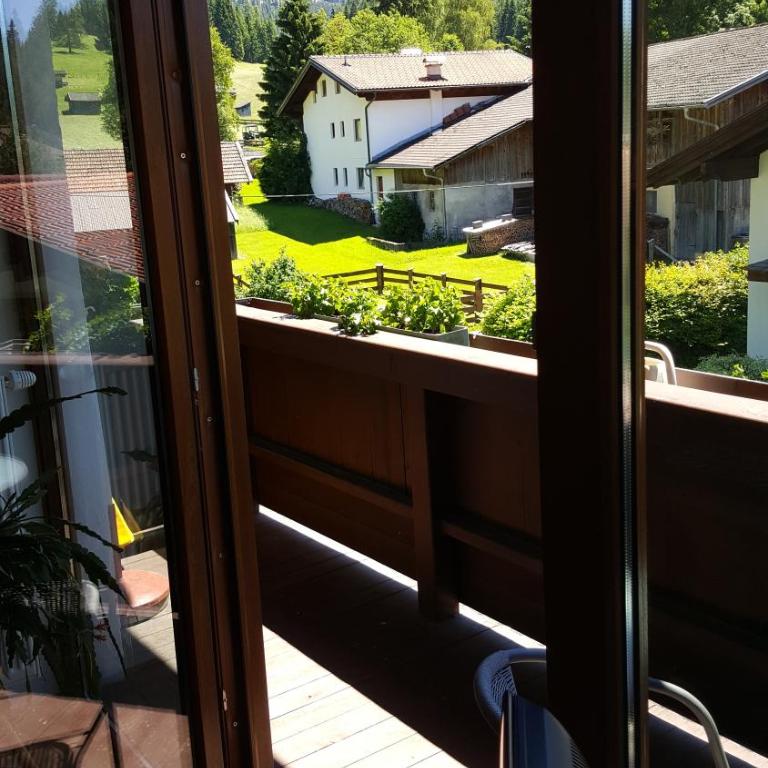 Pension Lischenhof - Apartamento con vistas a las montañas - 15