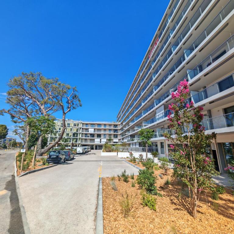 SEASIDE - Rooftop Pool - Beach 100m - Pk - Studio avec Terrasse - 27