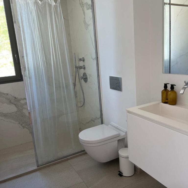 Contemporary Villa with Sea View, Infinity Swimming pool, Gym , Cinema room,Lift - Villa - 12
