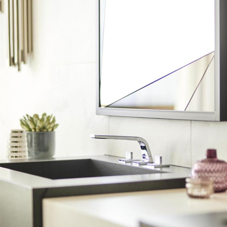 Grand Hyatt Barcelona - One-Bedroom Iconic Suite - 2