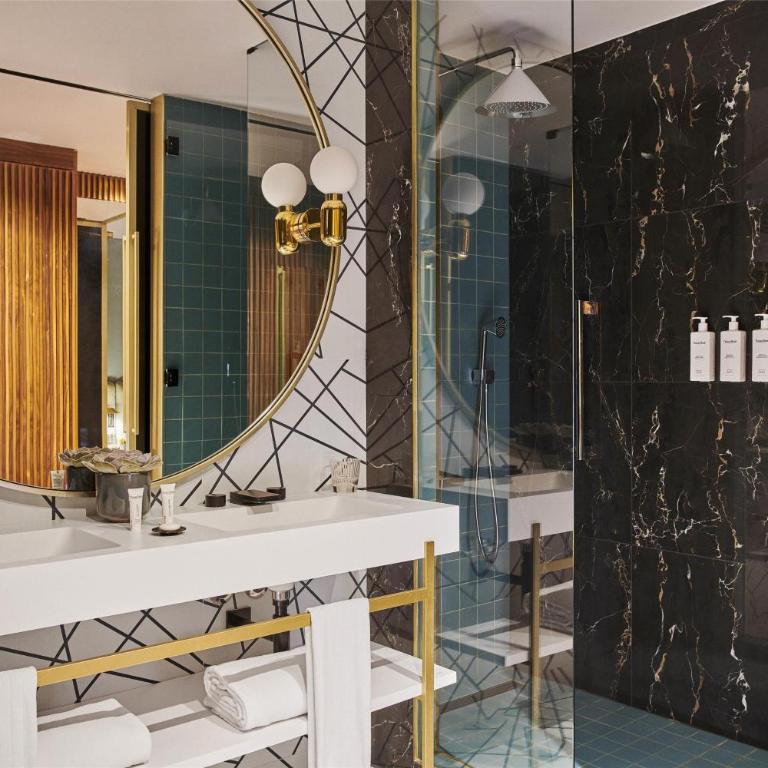 Grand Hyatt Barcelona - Premium King Room - 2