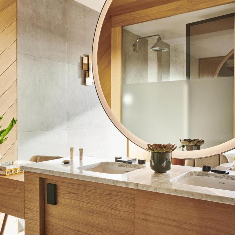 Grand Hyatt Barcelona - Deluxe King Room - 6