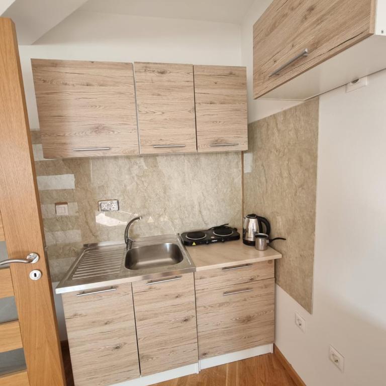 Aylin 2 - Apartman sa 1 Spavaćom Sobom - 4
