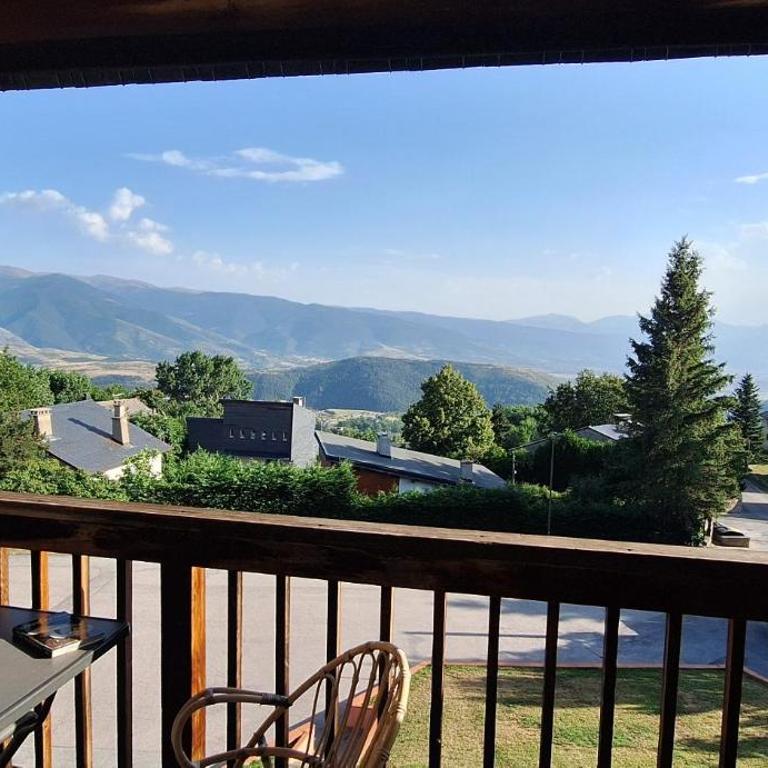 Les Sorbiers - Grand T4 ensoleillé avec Vue Panoramique - Appartement - 4