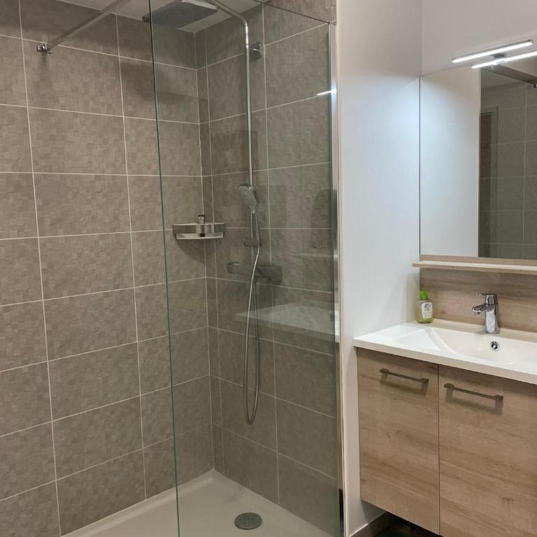 Apartment 3p 63 m air-conditioned with sea view - Appartement - 7