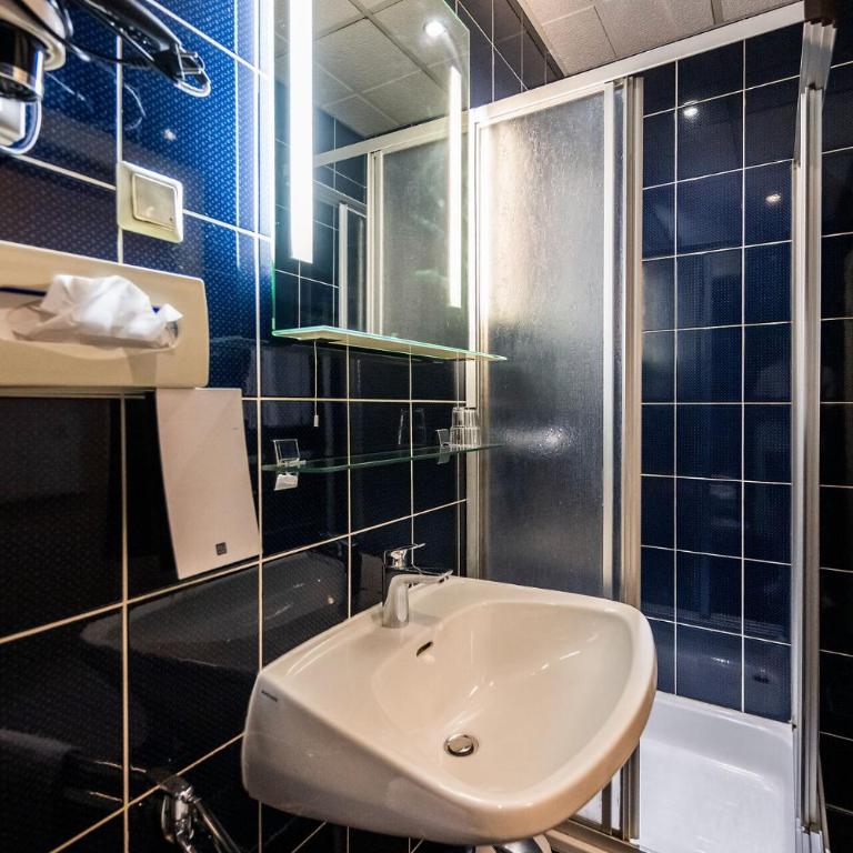 Motel Zeltweg - Self-Check-in - Standard Doppel- oder Zweibettzimmer - 1