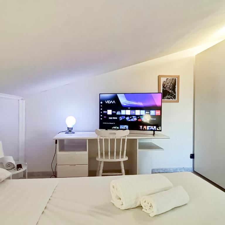 Lo Scoglio Apartment - Two-Bedroom Apartment - 20