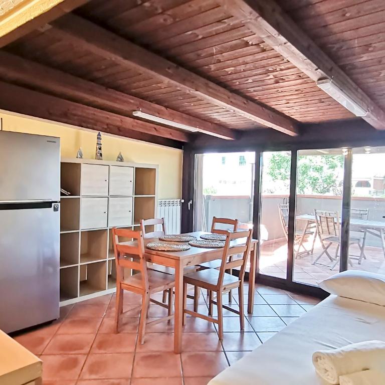 Lo Scoglio Apartment - Two-Bedroom Apartment - 10