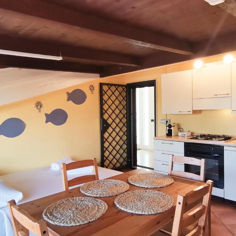 Lo Scoglio Apartment - Two-Bedroom Apartment - 35