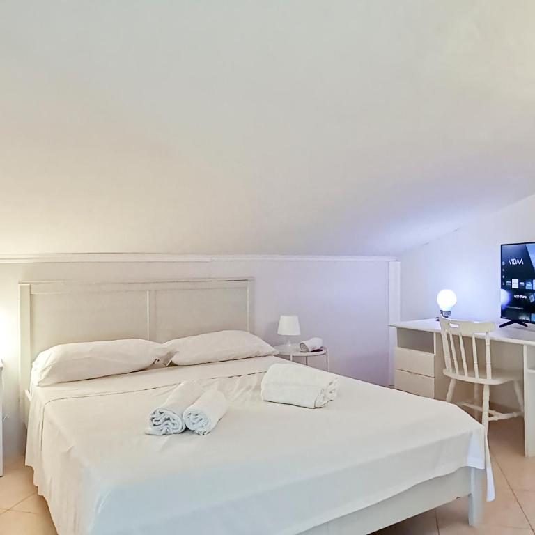 Lo Scoglio Apartment - Two-Bedroom Apartment - 28