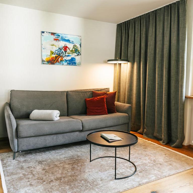 Margarethe Apartments Lech - Apartment mit Blick auf die Berge - 2