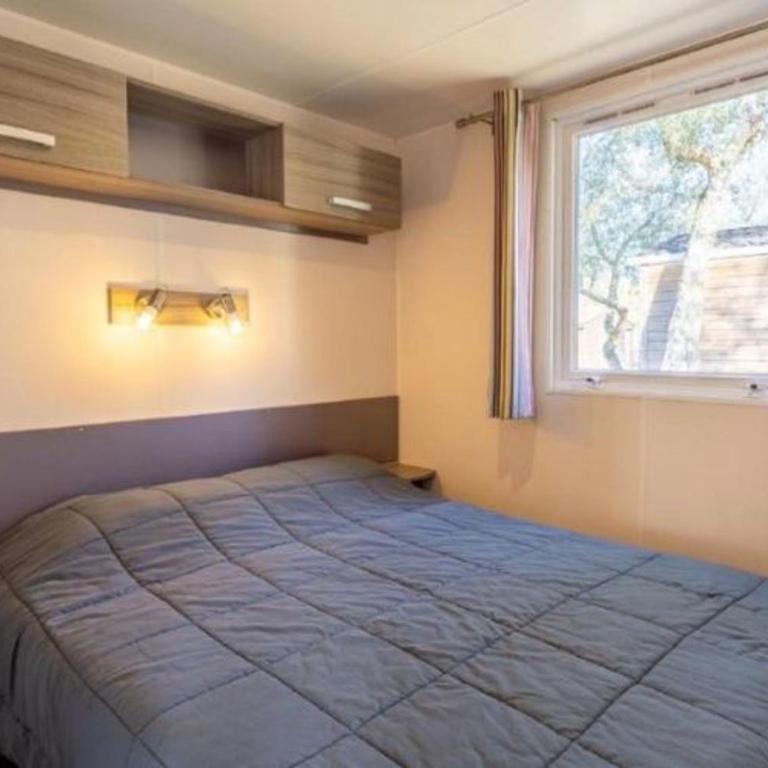 Mobil home pour 7 pers avec terrasse à Soustons - API-1-52-418 - Mobile Home - 2