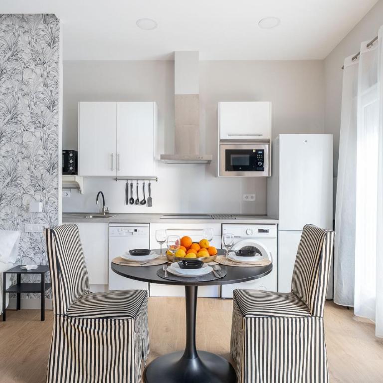 Estudio Retiro de Triana - One-Bedroom Apartment - 3