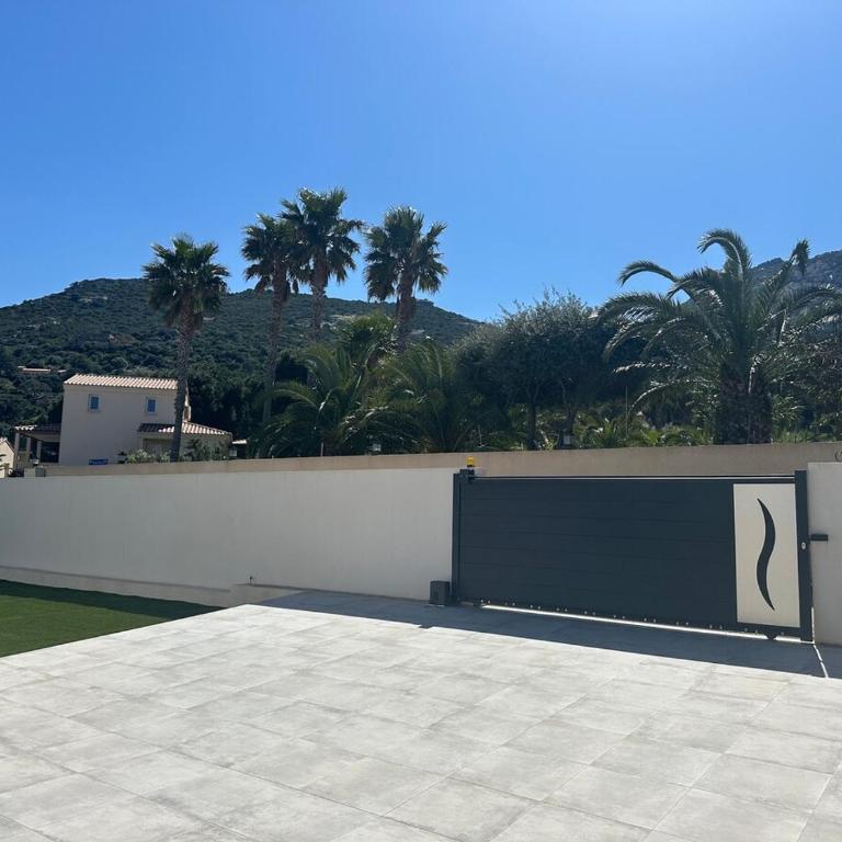 Villa neuve avec piscine 3 chambres 140 m2 - Villa 3 Chambres - 31