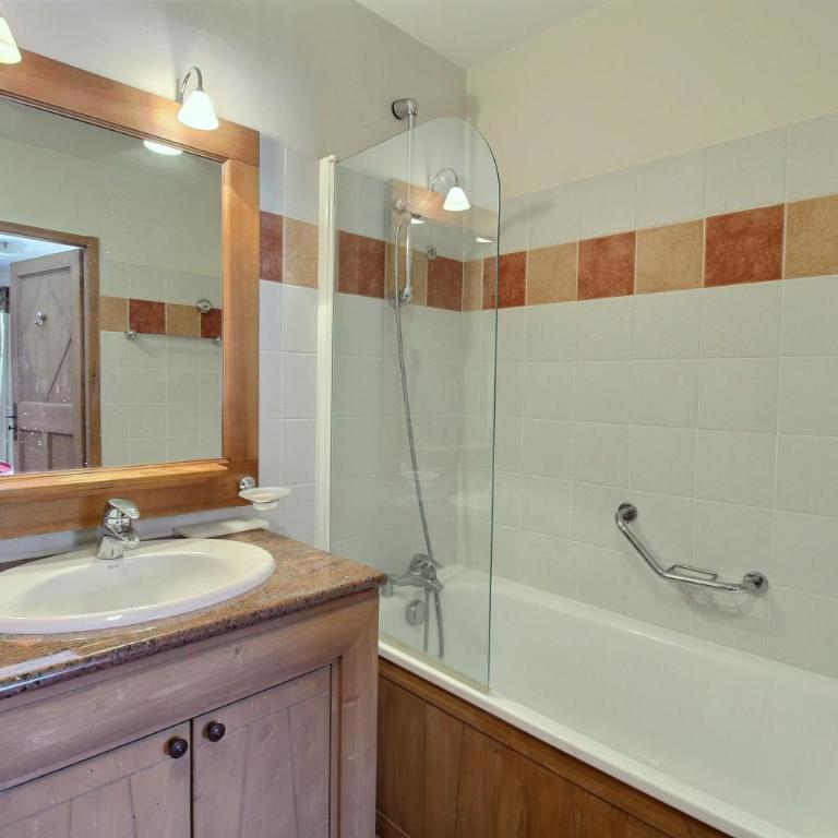 ARC 1950 - Appartement 06 personnes - ski aux pieds - Sauna, Hammam, Jacuzzi, Piscine - Appartement 2 Chambres avec Vue sur la Montagne - 12