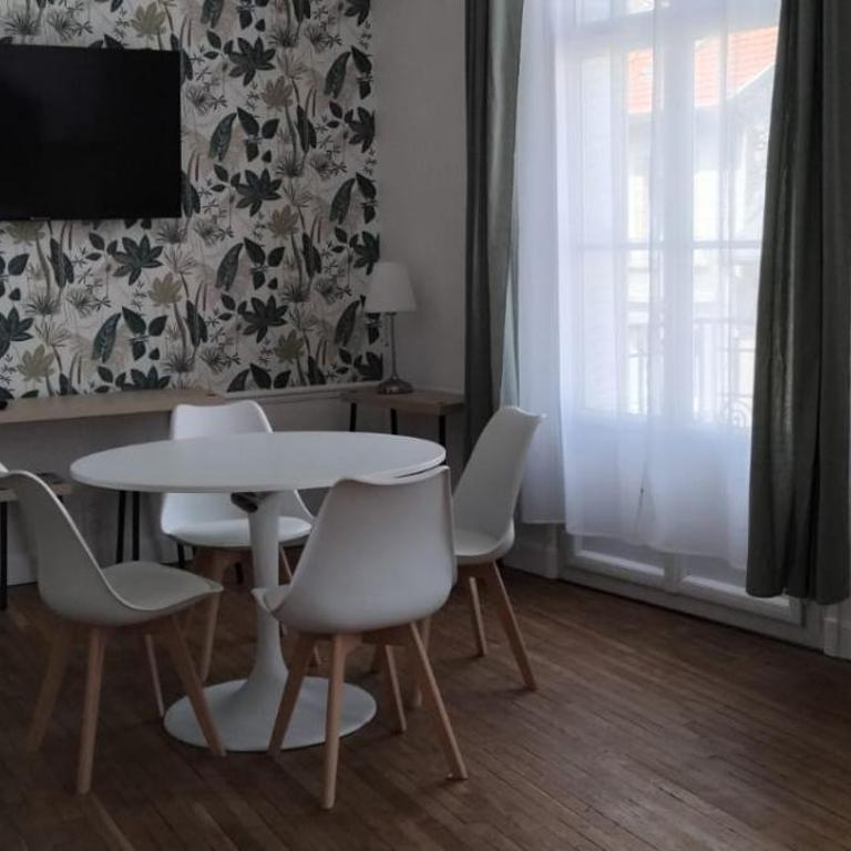 Chez Sparky - Reims centre - 2 chambres au calme - Appartement 2 Chambres - 3