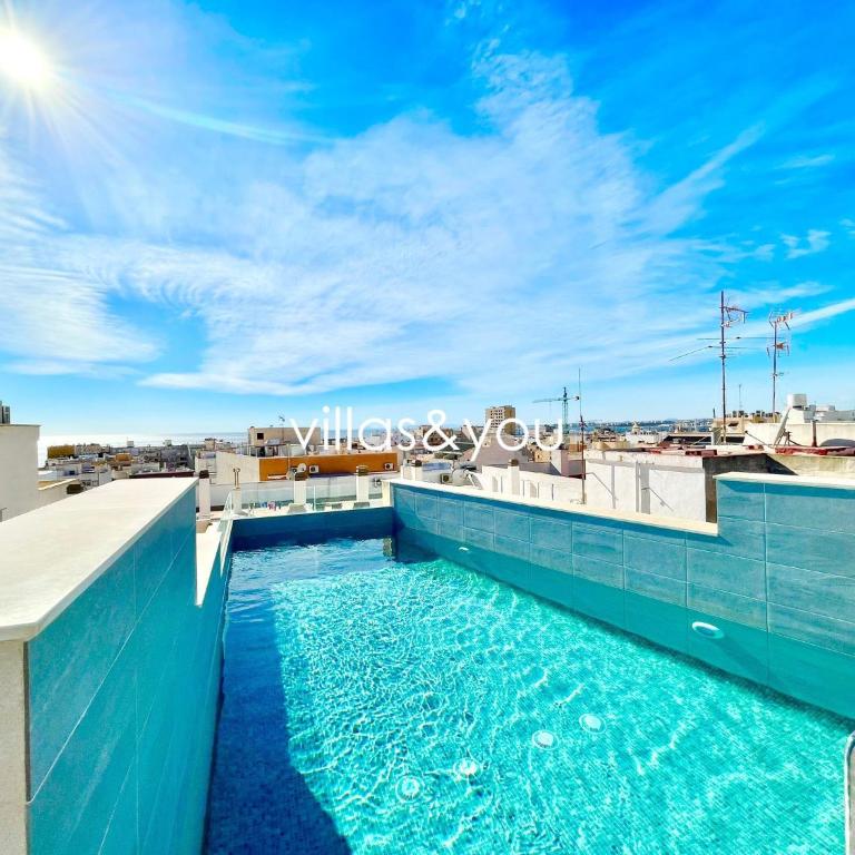 Aqua Beach by Villas&You - Apartamento de 3 dormitorios con balcón - 1