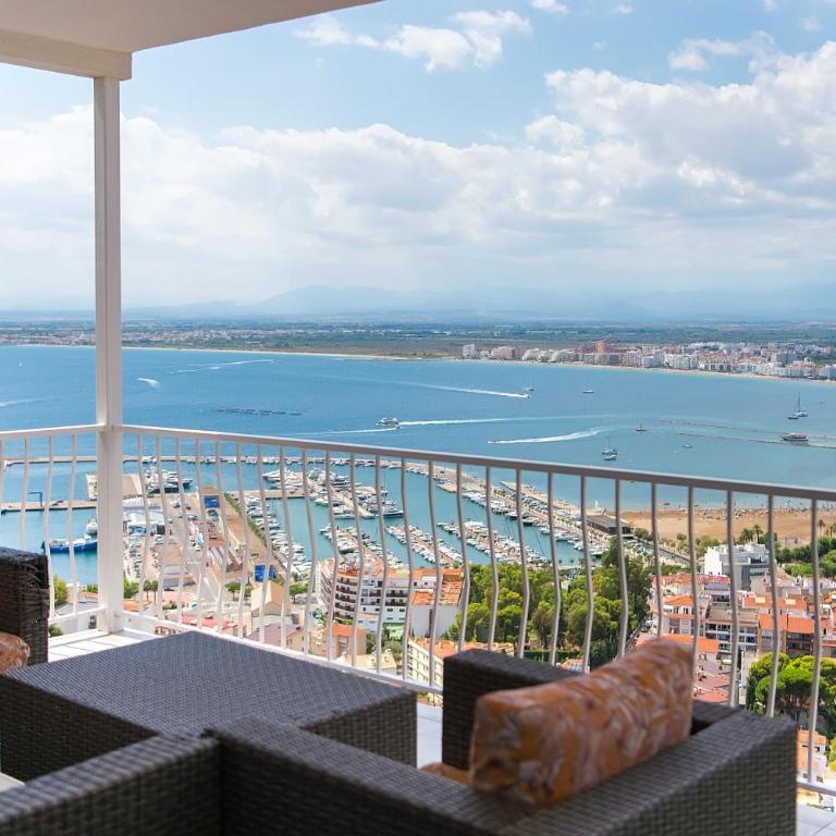 WELCS VILLA 280 EMP con piscina, vistas al mar y parking - Villa - 3