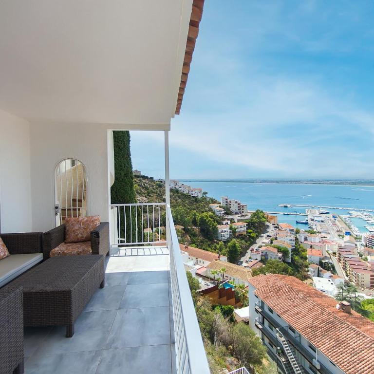 WELCS VILLA 280 EMP con piscina, vistas al mar y parking - Villa - 45