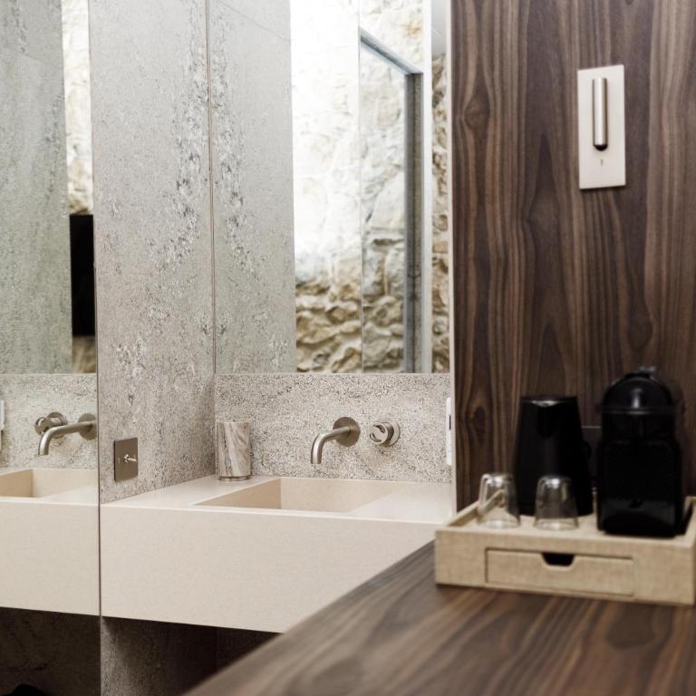 Notre Dame City Residence - Self Check-in - Chambre Double ou Lits Jumeaux avec Salle de Bains Privative - 2
