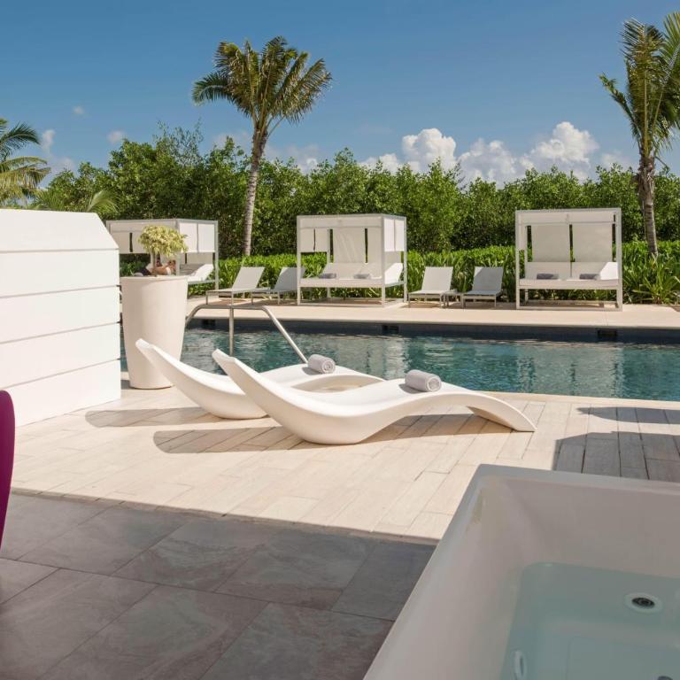 Platinum Yucatan Princess Adults Only - All Inclusive - Honeymoon Suite Swimout (Adults over 18 years old only) - 2