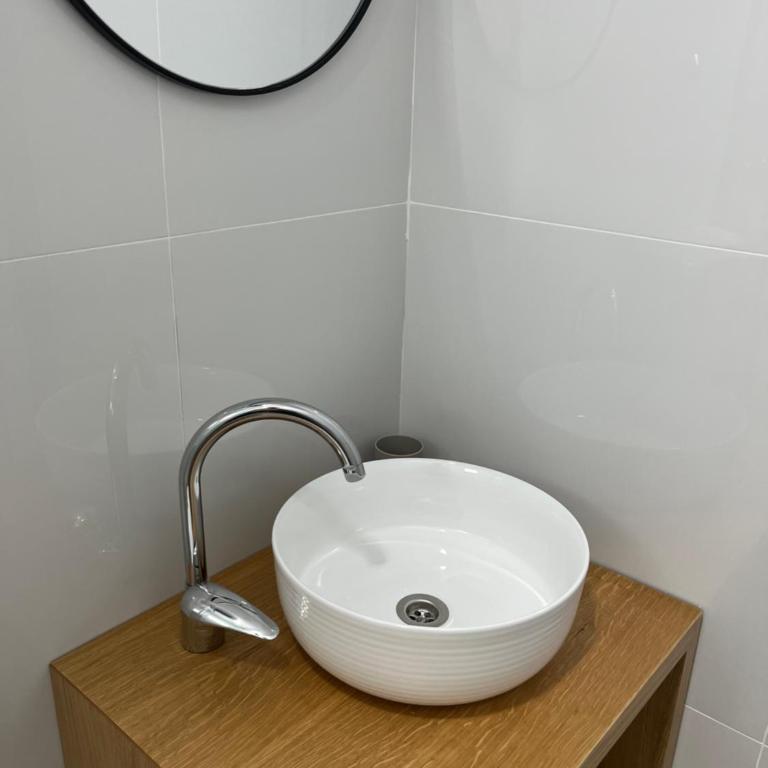 Lola Guest House - Apartman sa 1 Spavaćom Sobom - 7