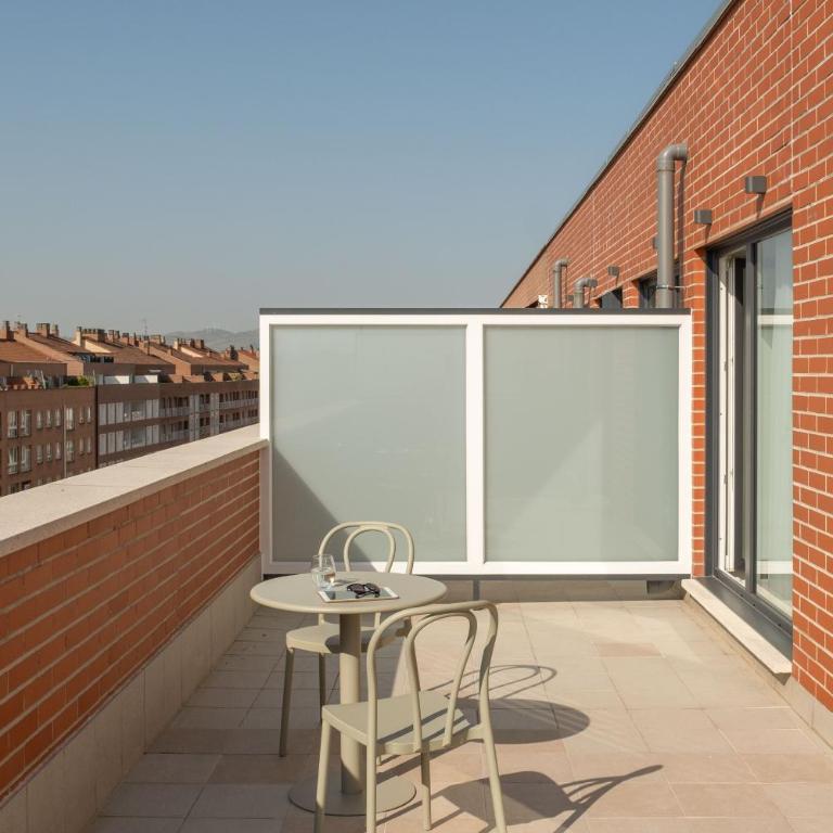 Líbere Pamplona Universidad - Estudio con terraza - 24