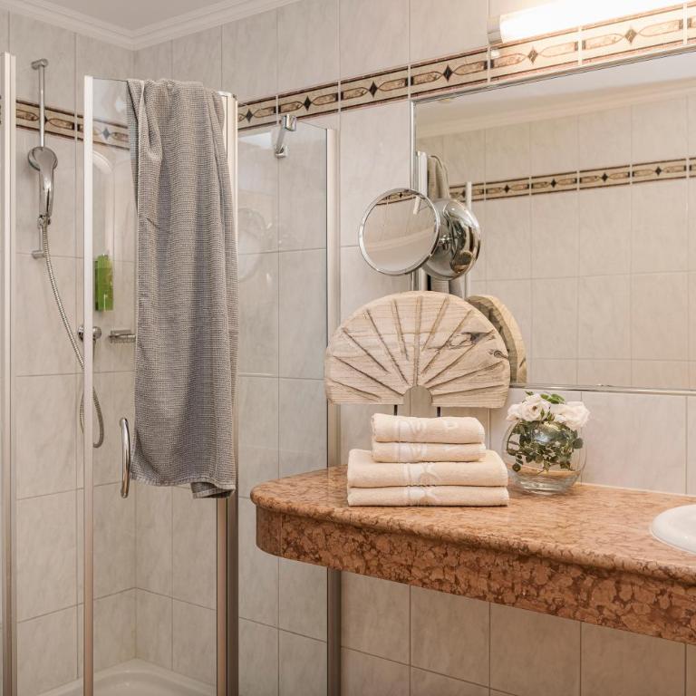 Biohotel Rastbichlhof inkl STUBAI SUPER CARD - Junior Suite mit Bergblick - 6