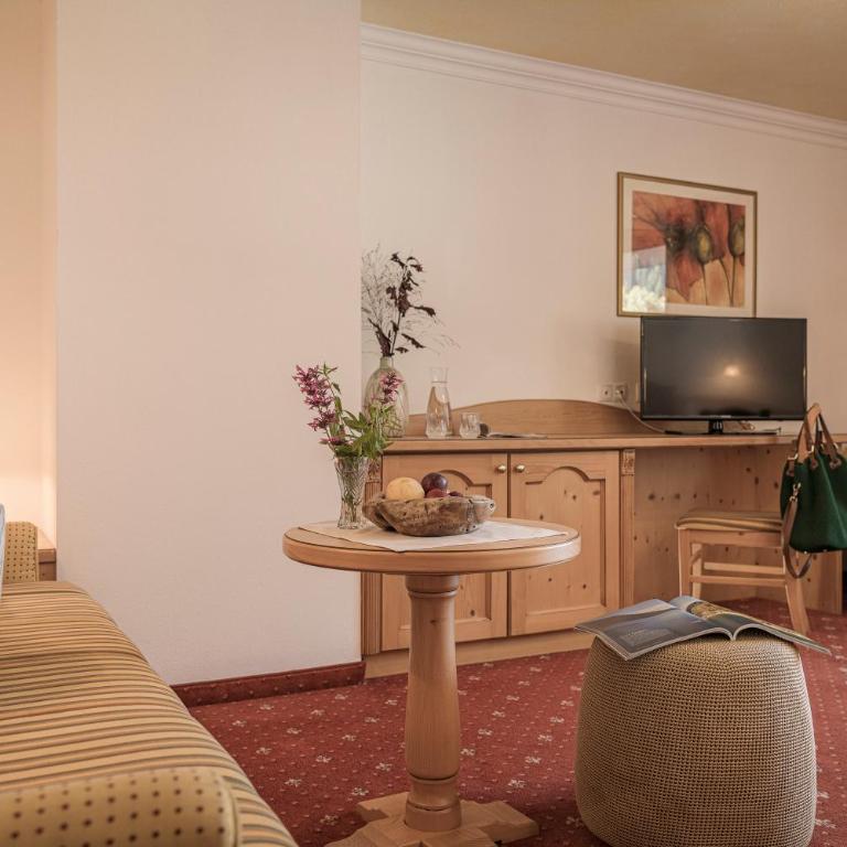 Biohotel Rastbichlhof inkl STUBAI SUPER CARD - Familiensuite mit Balkon - 2